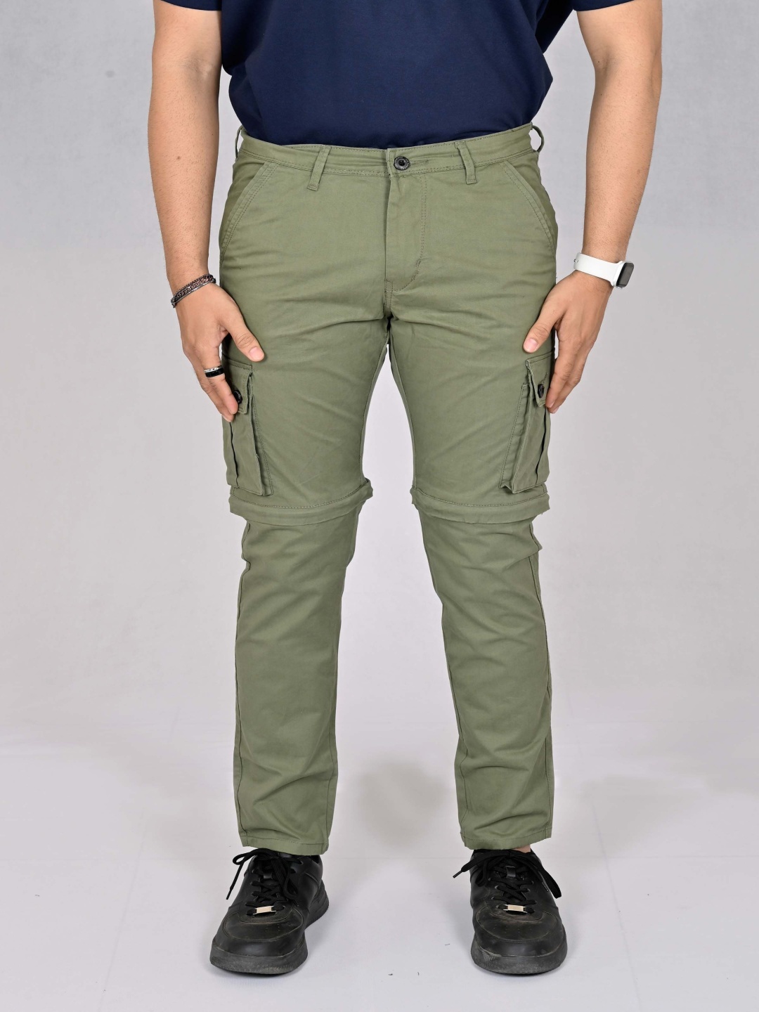 

THE NOMHERD Men Convertible Cargos Trousers, Green