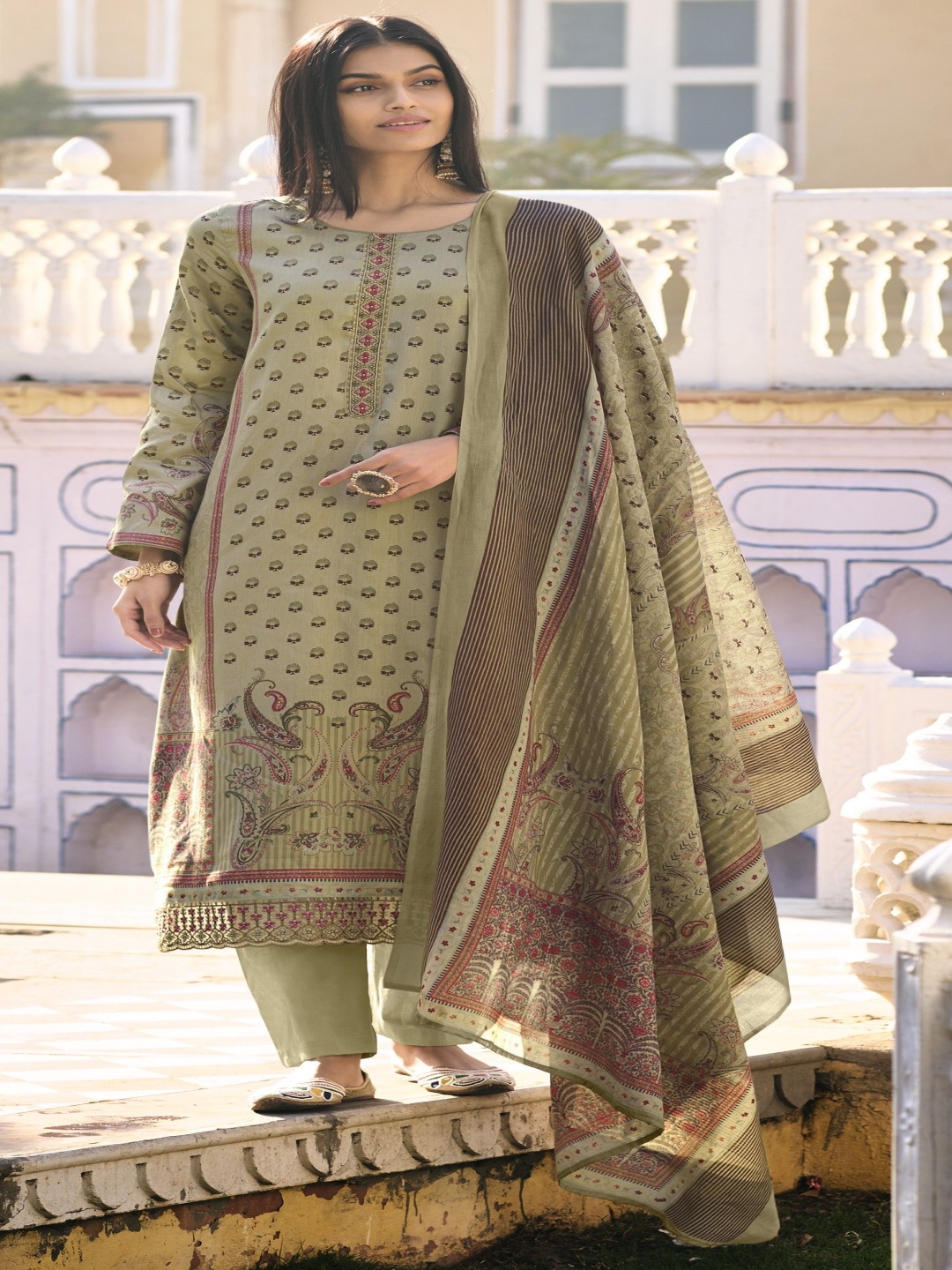 

DRAVINAM Trends Ethnic Motifs Printed Pure Cotton Unstitched Dress Material, Beige