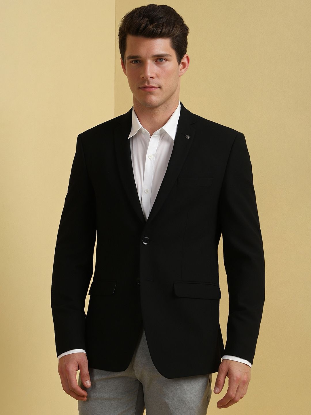 

Allen Solly Single-Breasted Blazer, Black