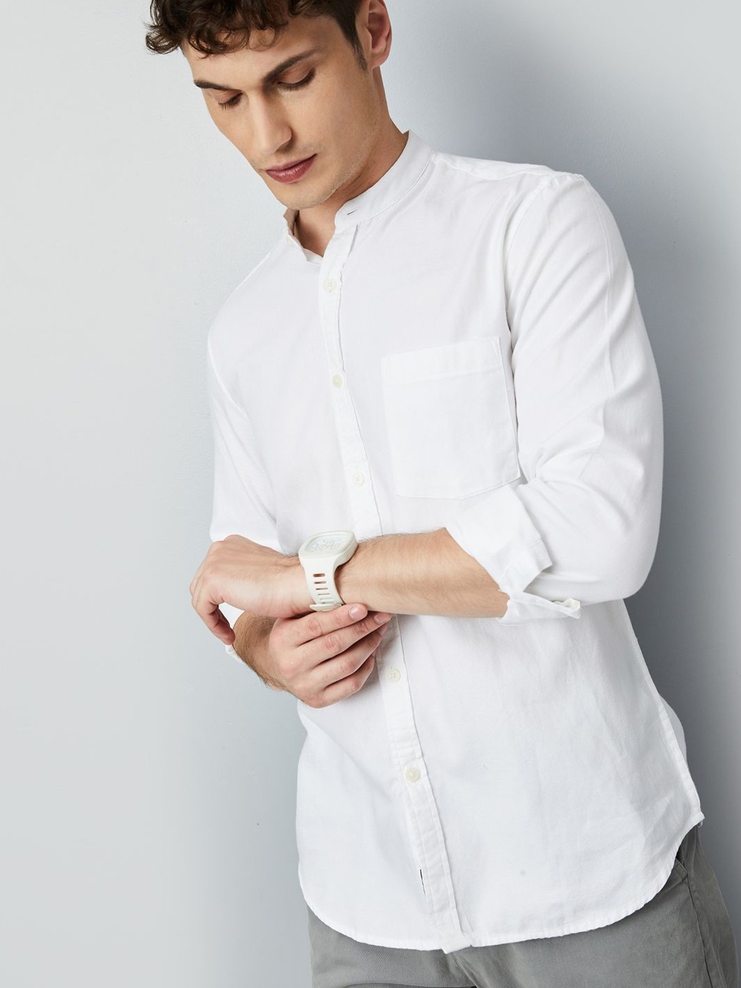 

max Men Mandarin Collar Solid Cotton Casual Shirt, White