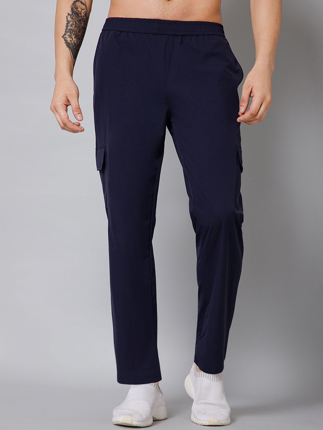

TURNFIT Men Relaxed Fit Mid Rise Track Pant, Navy blue