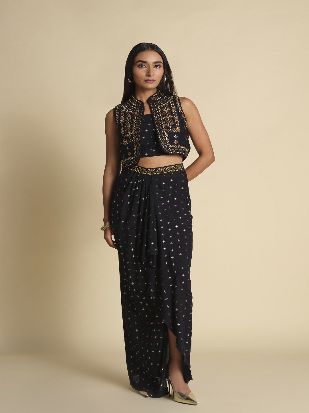 

Global Desi Woven Design Top with Trousers & Jacket, Black