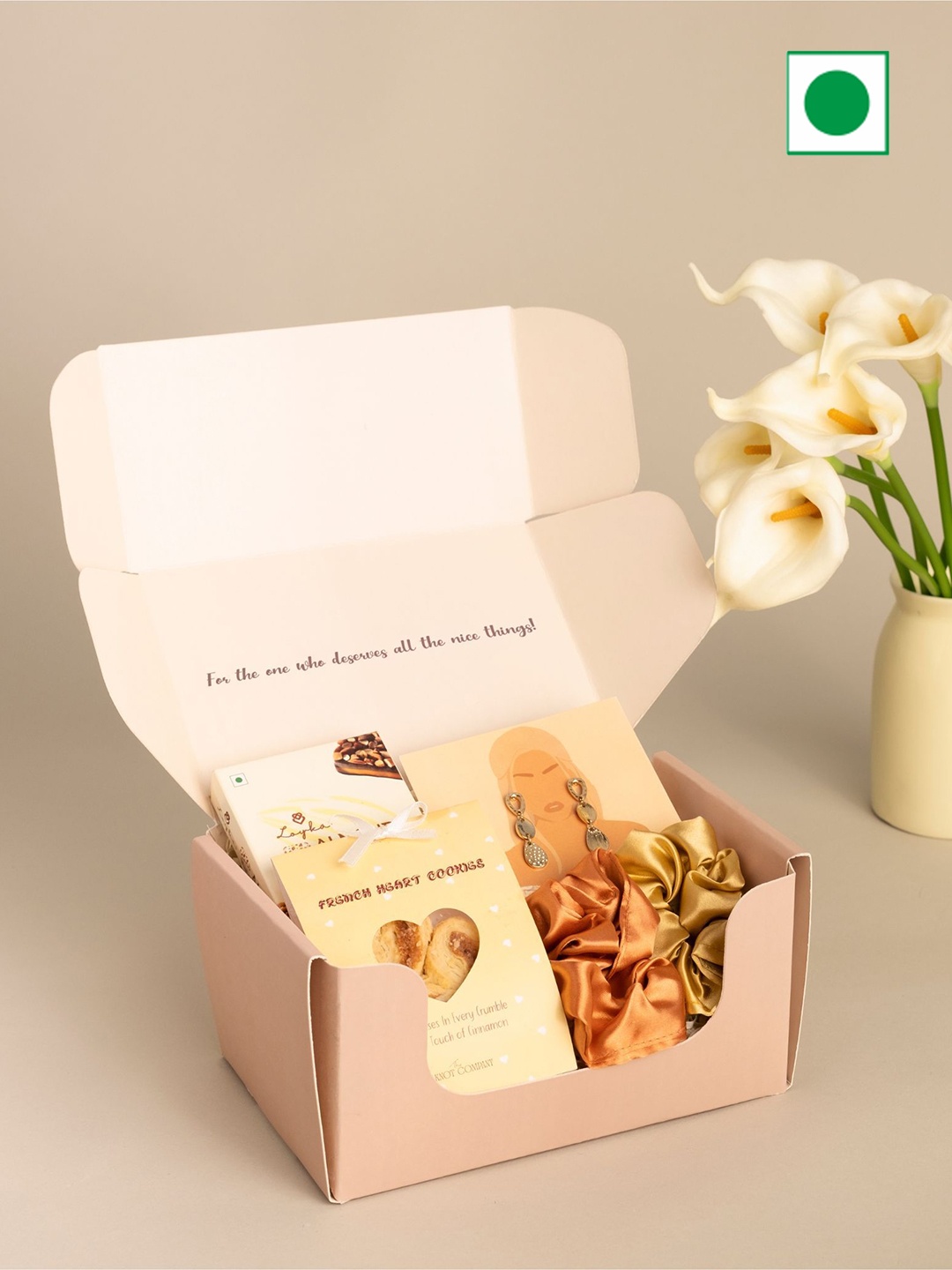 

The Knot Company 6-Pcs Chic Glam For Your Girl Valentine Gift Set 1200g, Gold