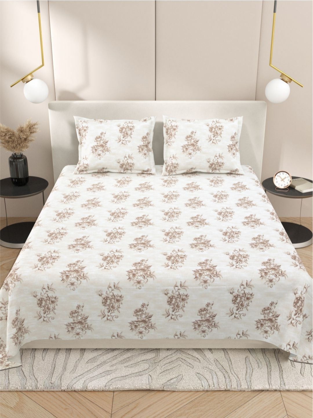 

DREAM WEAVERZ White & Brown Floral Printed 220 TC King Bedsheet Set 2.75m X 2.55m