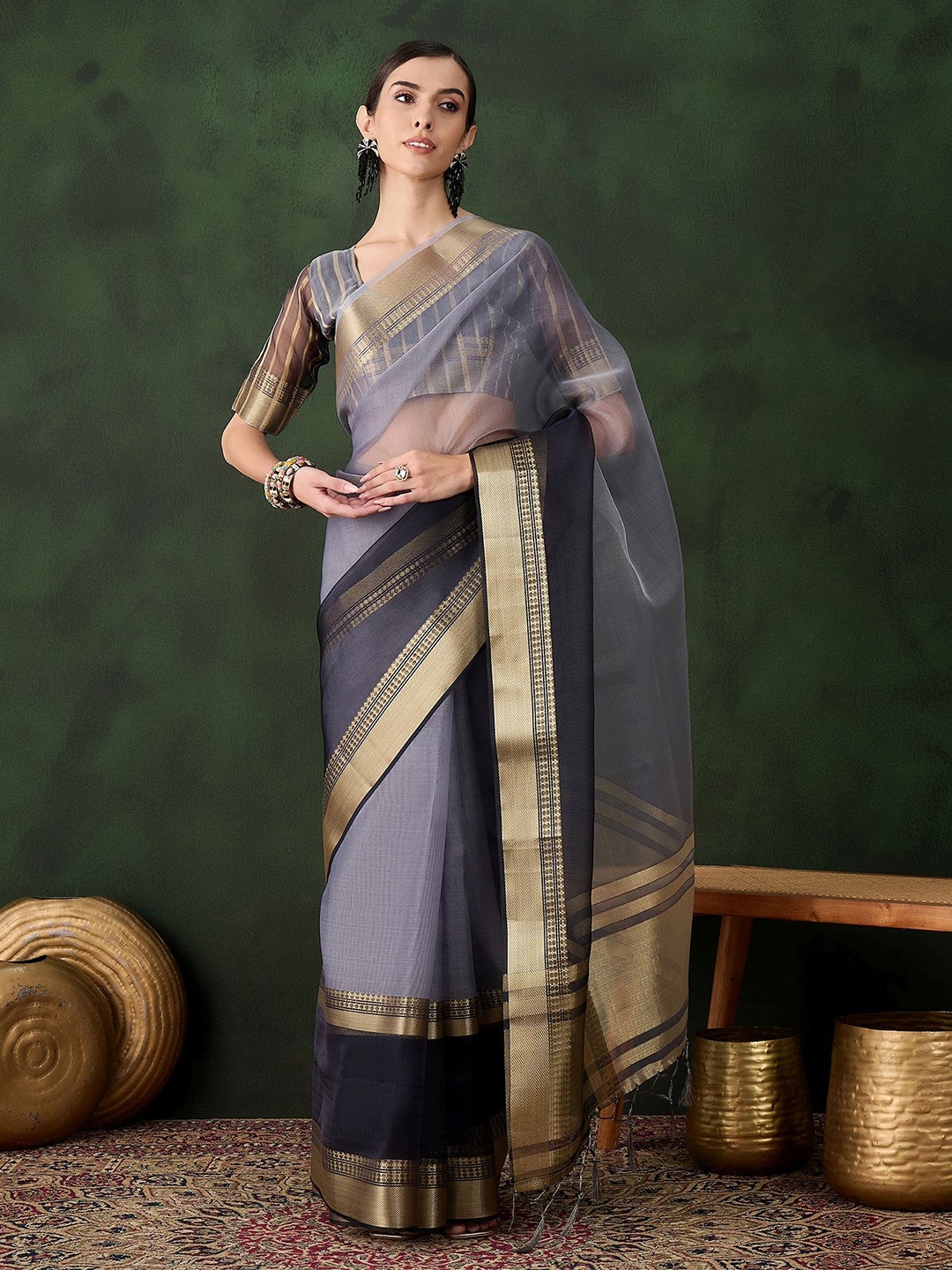 

KIMISHA Zari Organza Kanjeevaram Saree, Grey