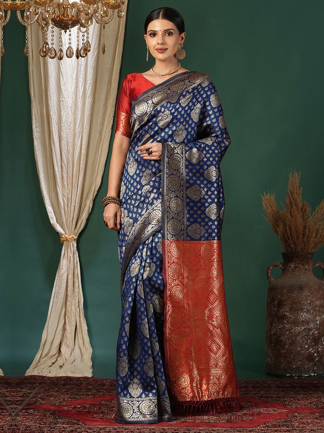 

KALINI Ethnic Motifs Woven Design Zari Banarasi Saree, Blue