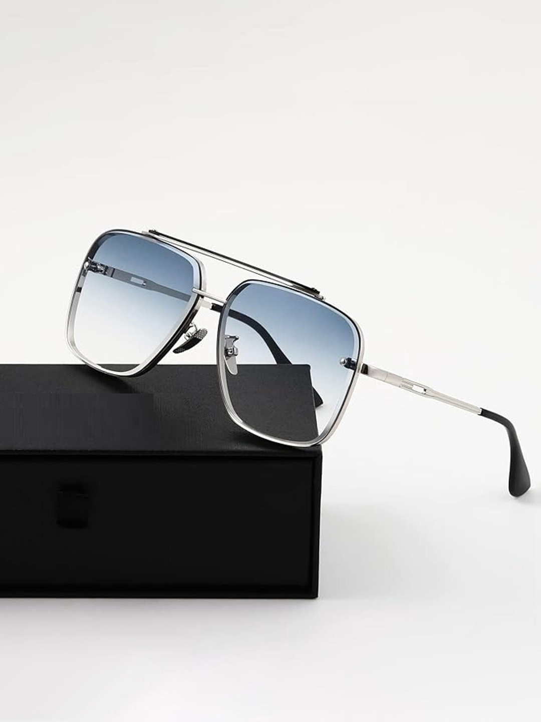 

RICH CLUB Unisex Square Sunglasses with UV Protected Lens Square Sunglass, Blue