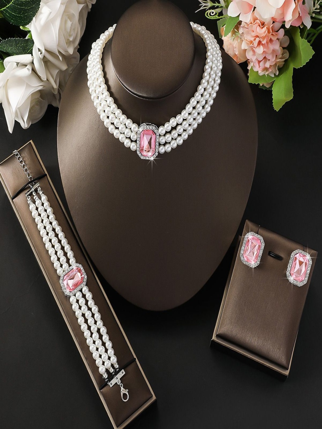 

Shining Diva Fashion Silver-Plated Stone Studded & Pearls Beaded Jewellery Set