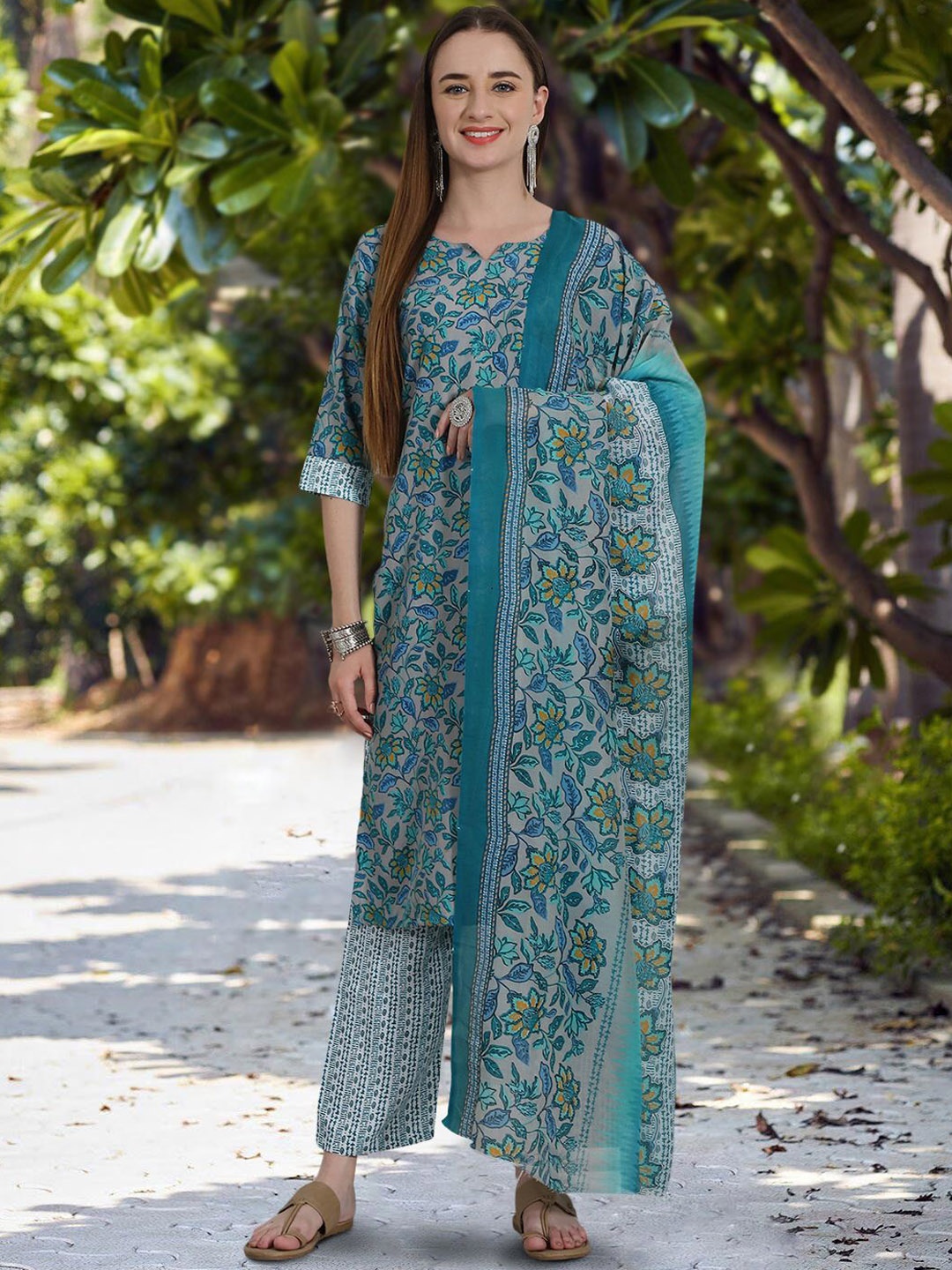 

Moda Rapido Floral Printed Notch Neck Straight Kurta With Trouser And Dupatta, Grey