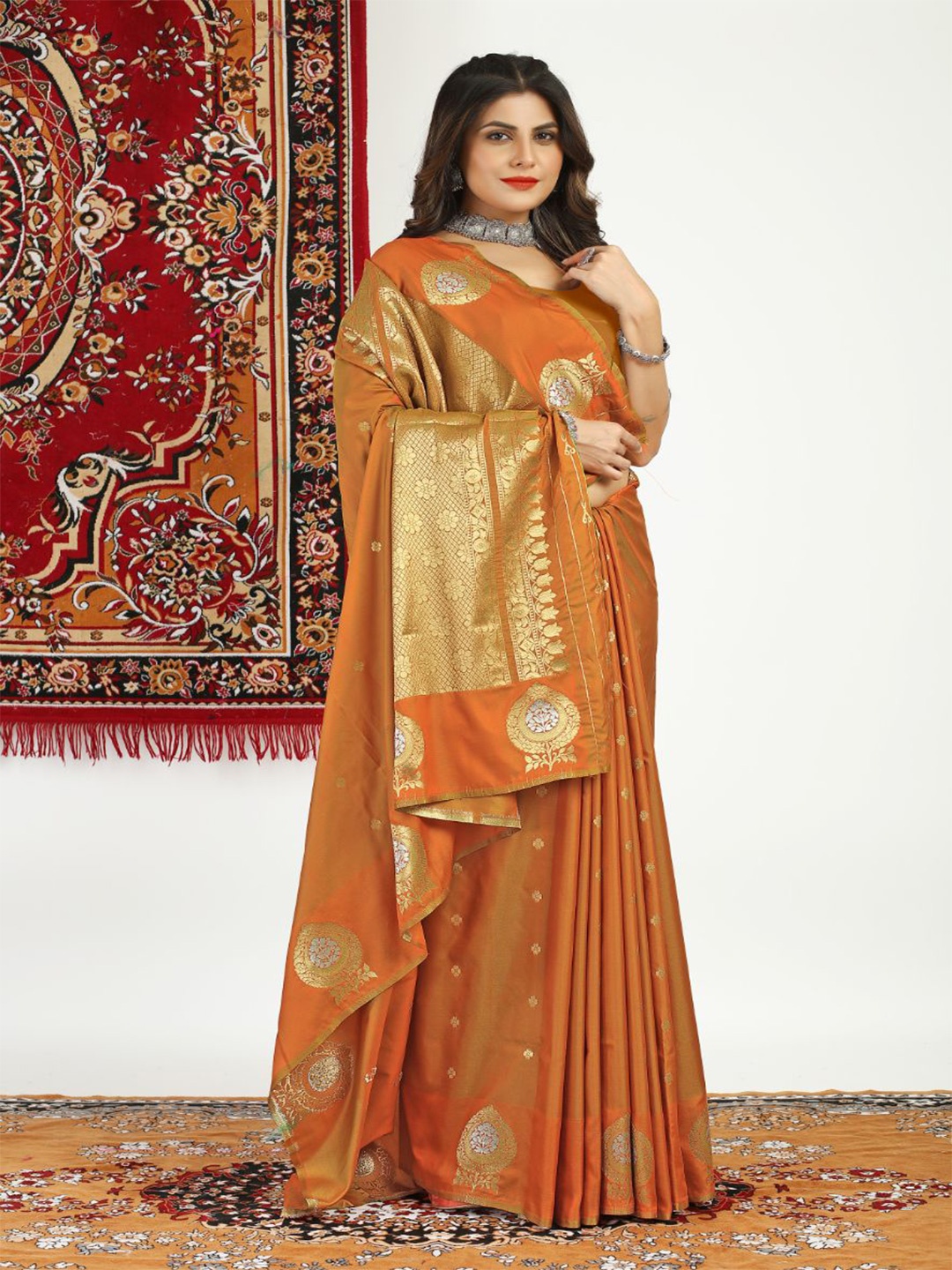 

amirat Woven Design Zari Pure Silk Banarasi Saree, Orange