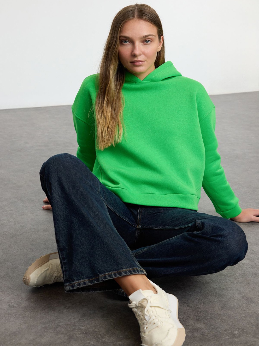 

Trendyol Women Sweatshirt, Na