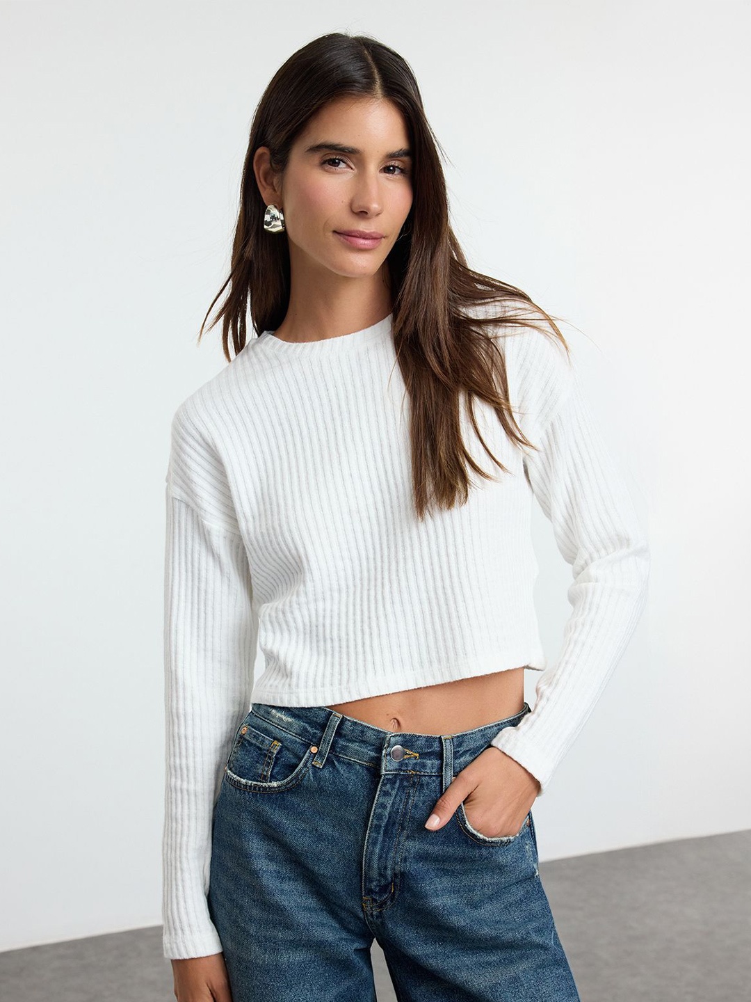

Trendyol Striped Extended Sleeves Crop Top, Na