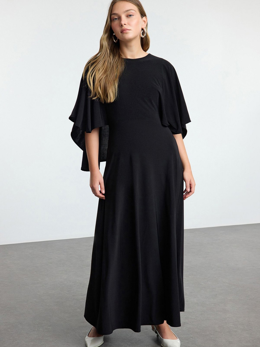 

Trendyol Flutter Sleeve Maxi Dress, Na