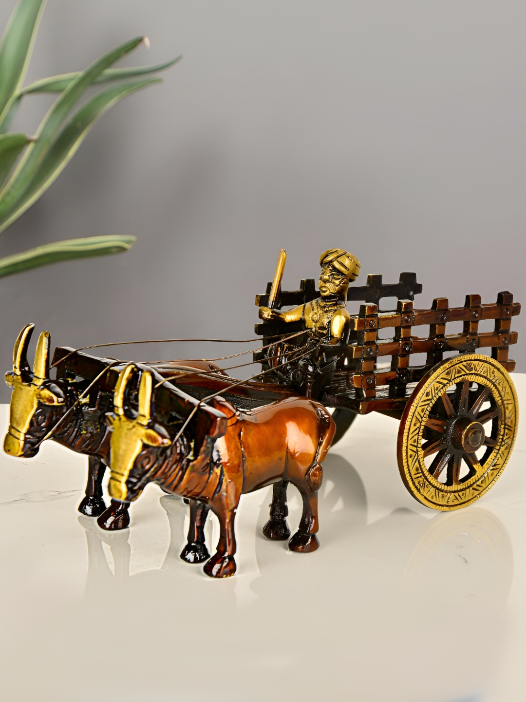 

StyleMyWay Brass Gold & Antique Toned Bullock Cart Figurine / Showpiece