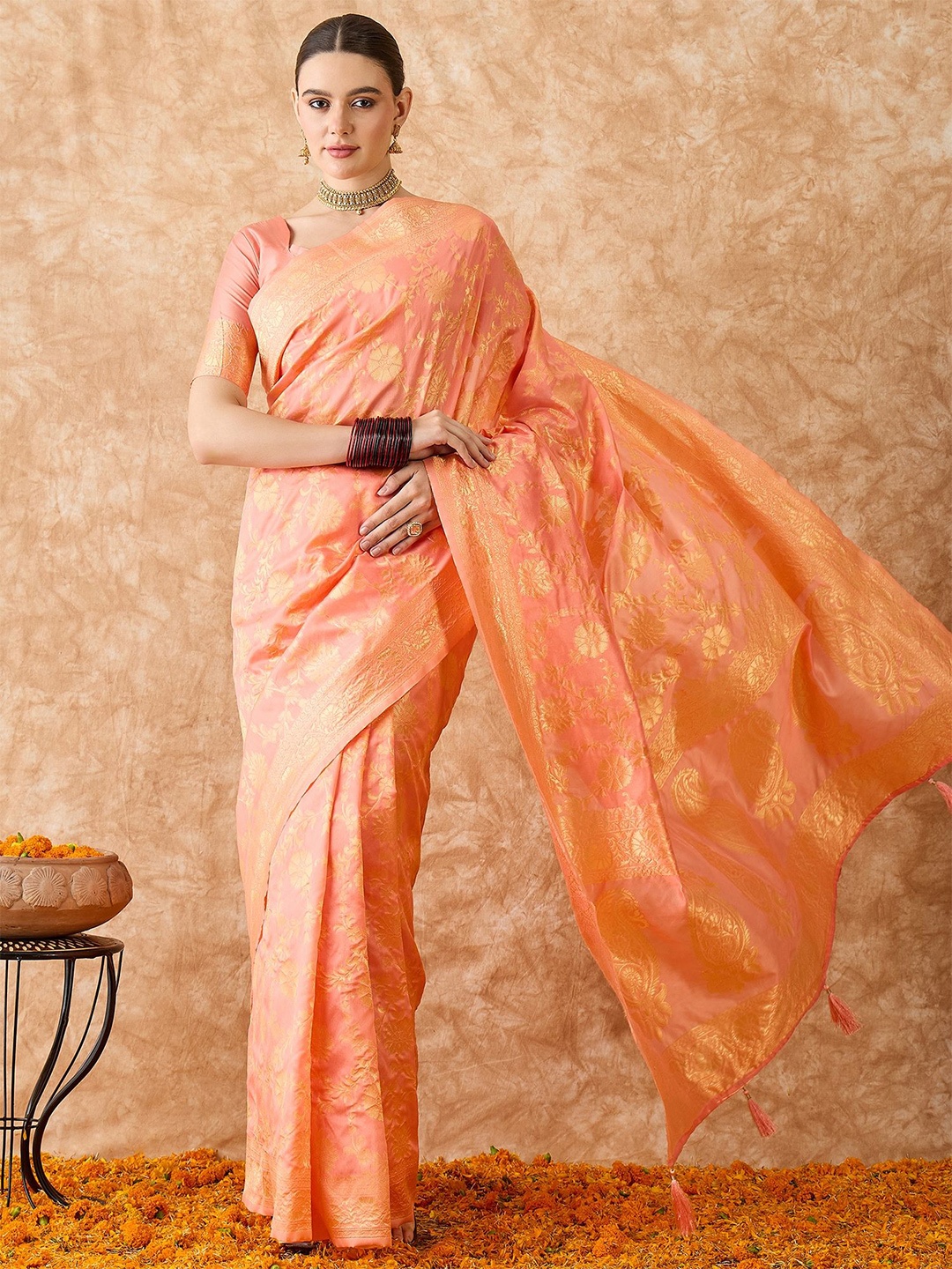 

Maroosh Woven Design Zari Banarasi Saree, Peach