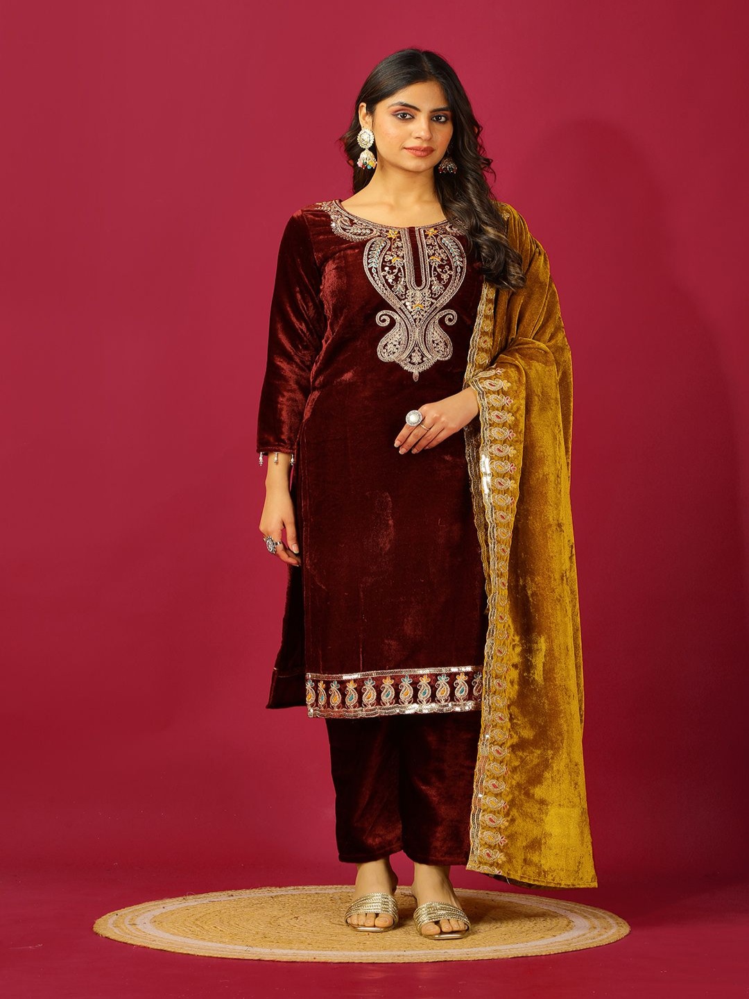 

Varsha Fashion Women Ethnic Motifs Embroidered Regular Sequinned Velvet Kurta with Trousers & With Dupatta, Yellow