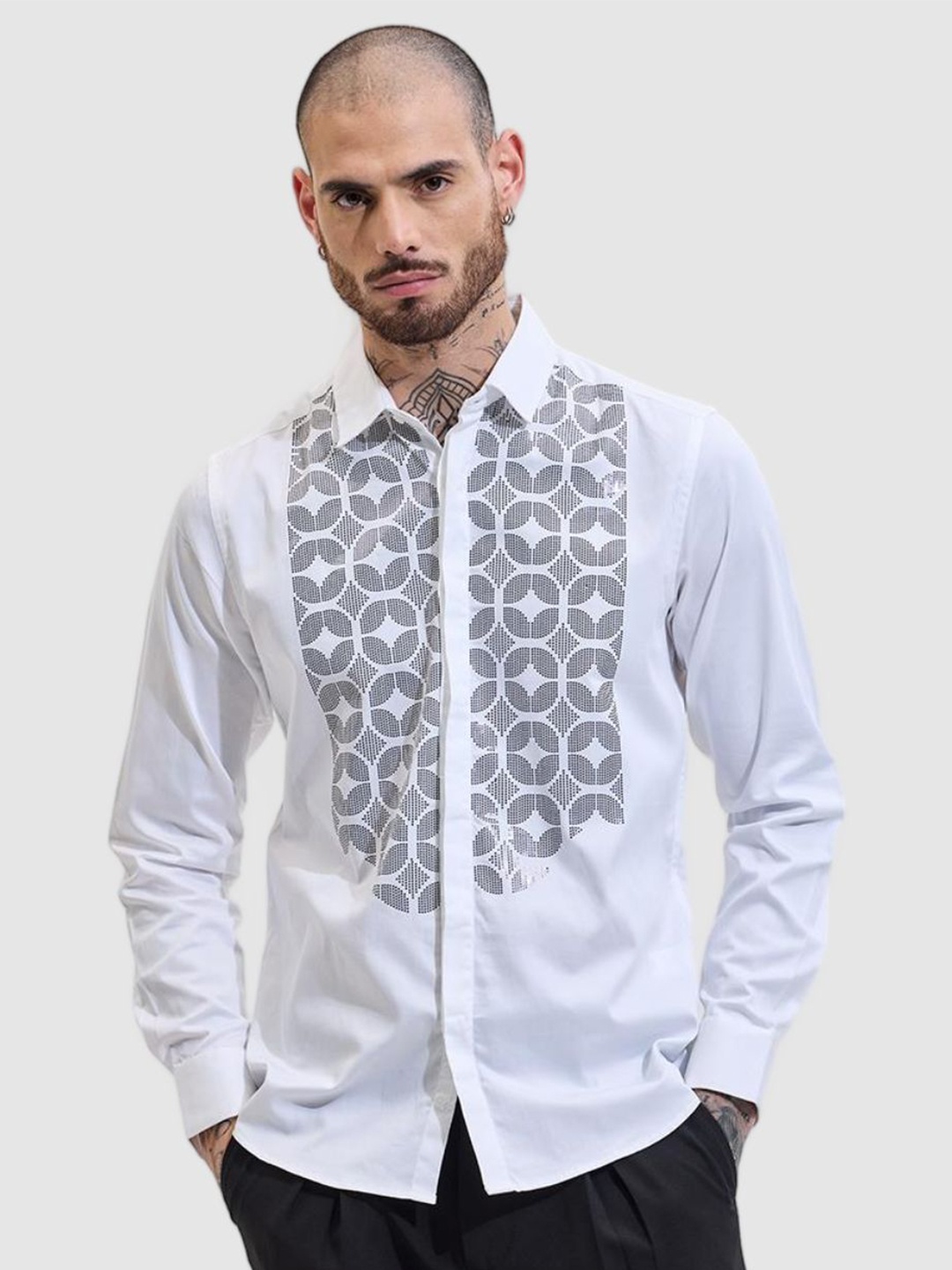 

Snitch Men Smart Slim Fit Spread Collar Geometric Printed Cotton Casual Shirt, White
