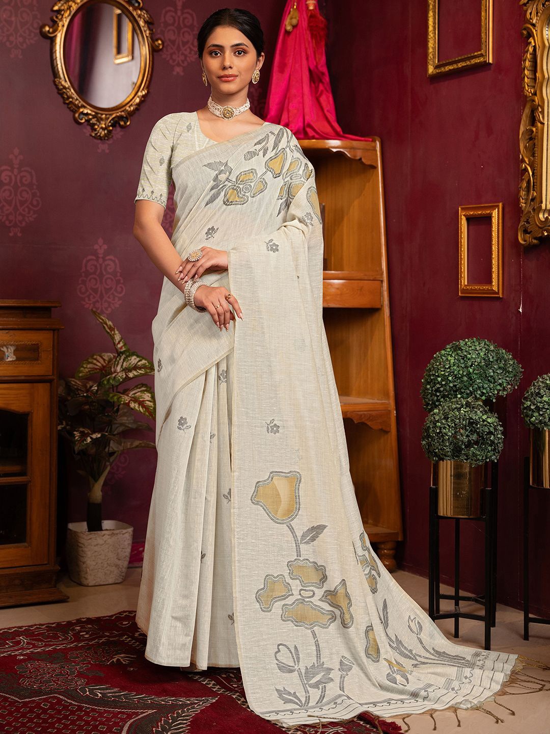

Satrani Woven Design Pure Cotton Saree, Off white
