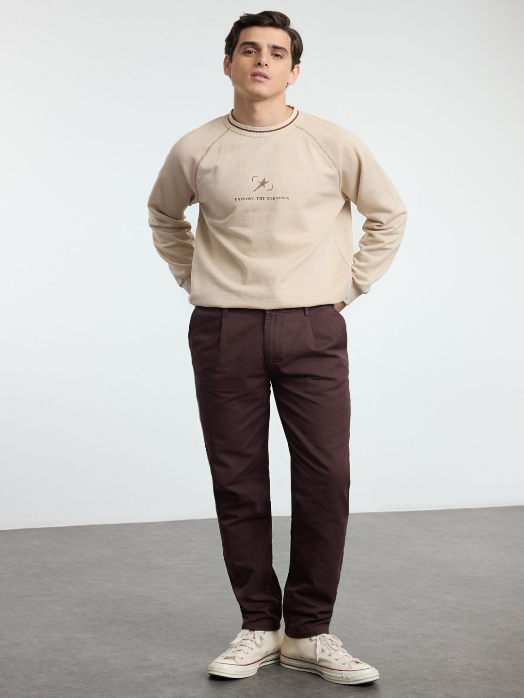 

Trendyol Men Regular Fit Mid-Rise Cotton Chinos Trouser, Brown