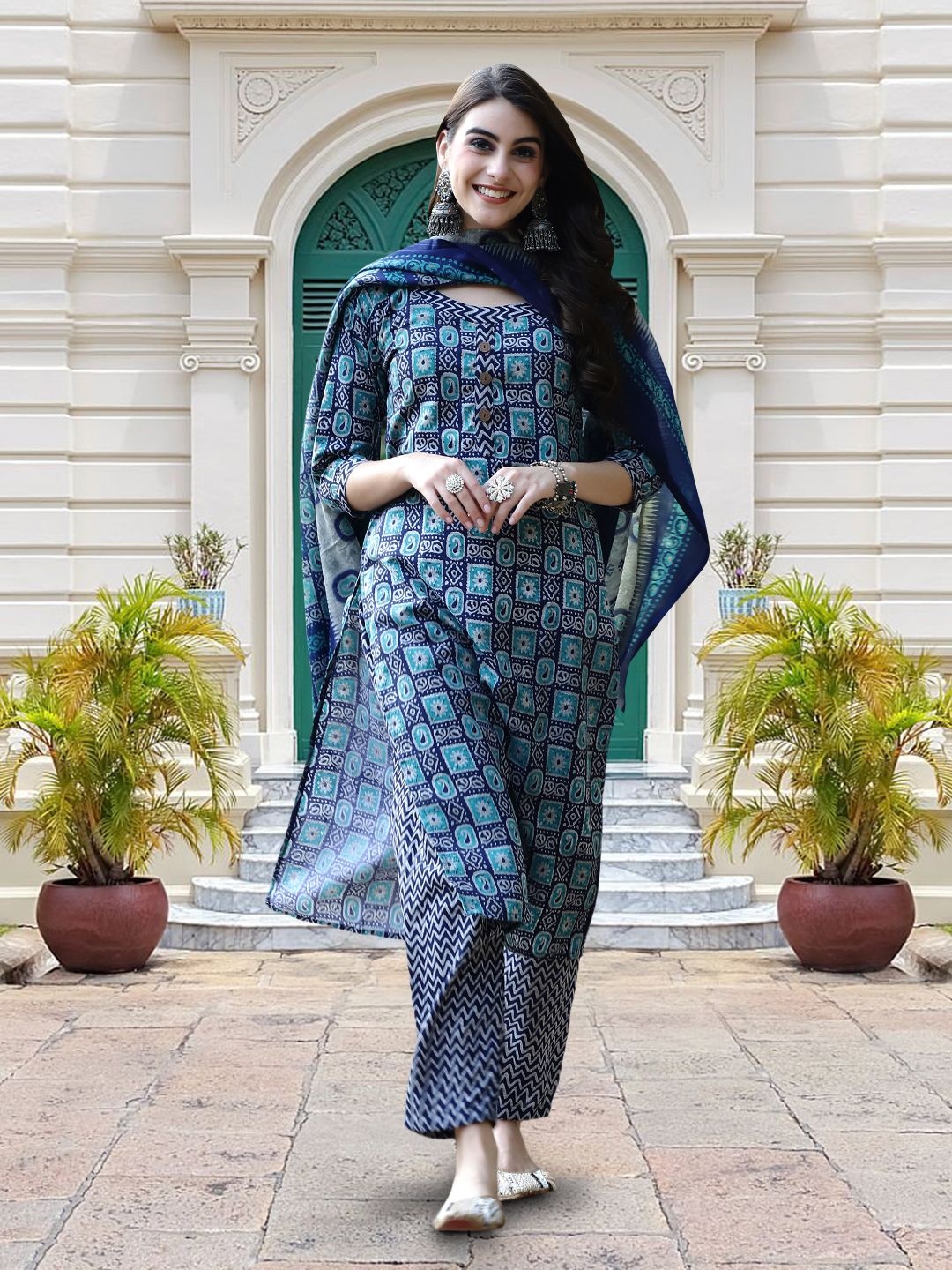 

Moda Rapido Floral Printed Round Neck Straight Kurta With Trouser And Dupatta, Blue
