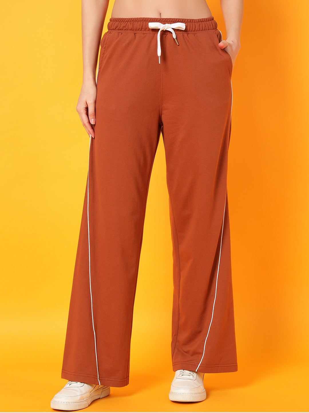 

Dogman Women Pure Cotton Relaxed Fit Single Strip Pipping Track Pant, Brown