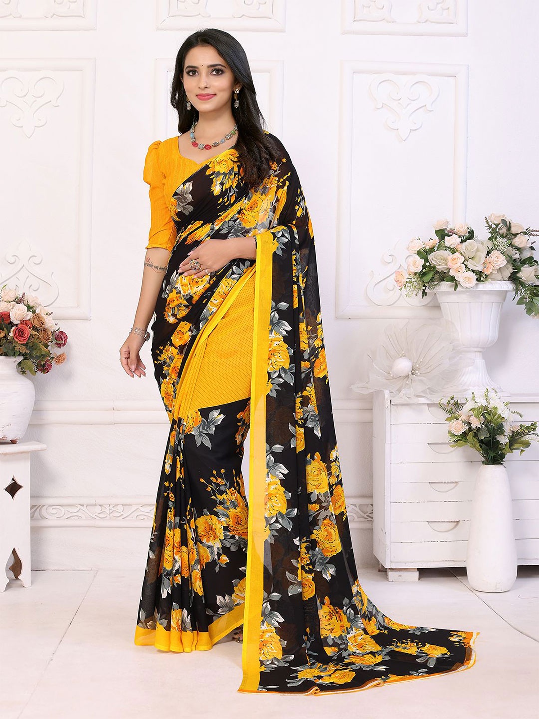 

Moda Rapido Floral Printed Saree Saree, Yellow