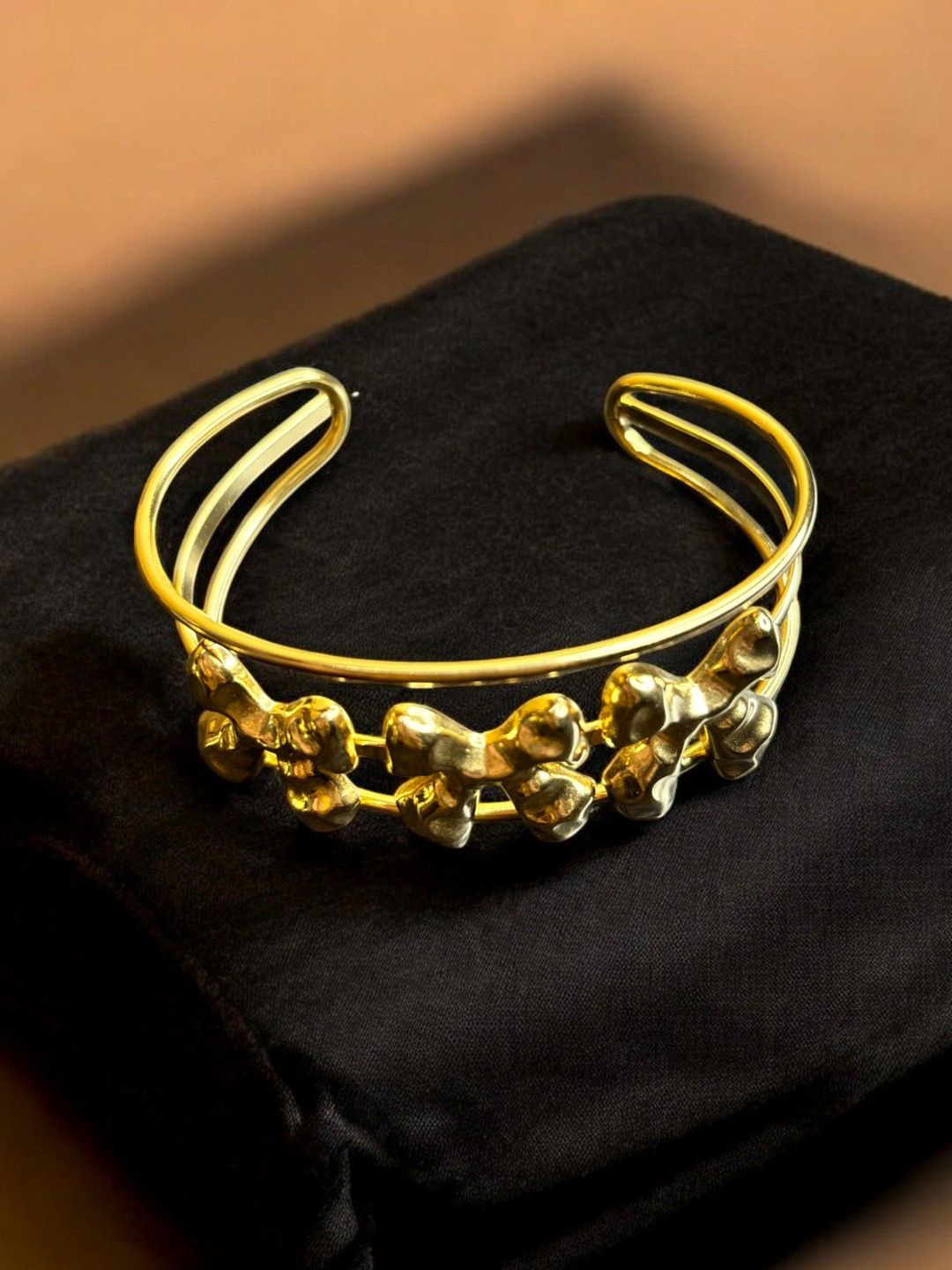 

VIVAZS Stainless Steel Gold-Plated Bow Cuff Bracelet