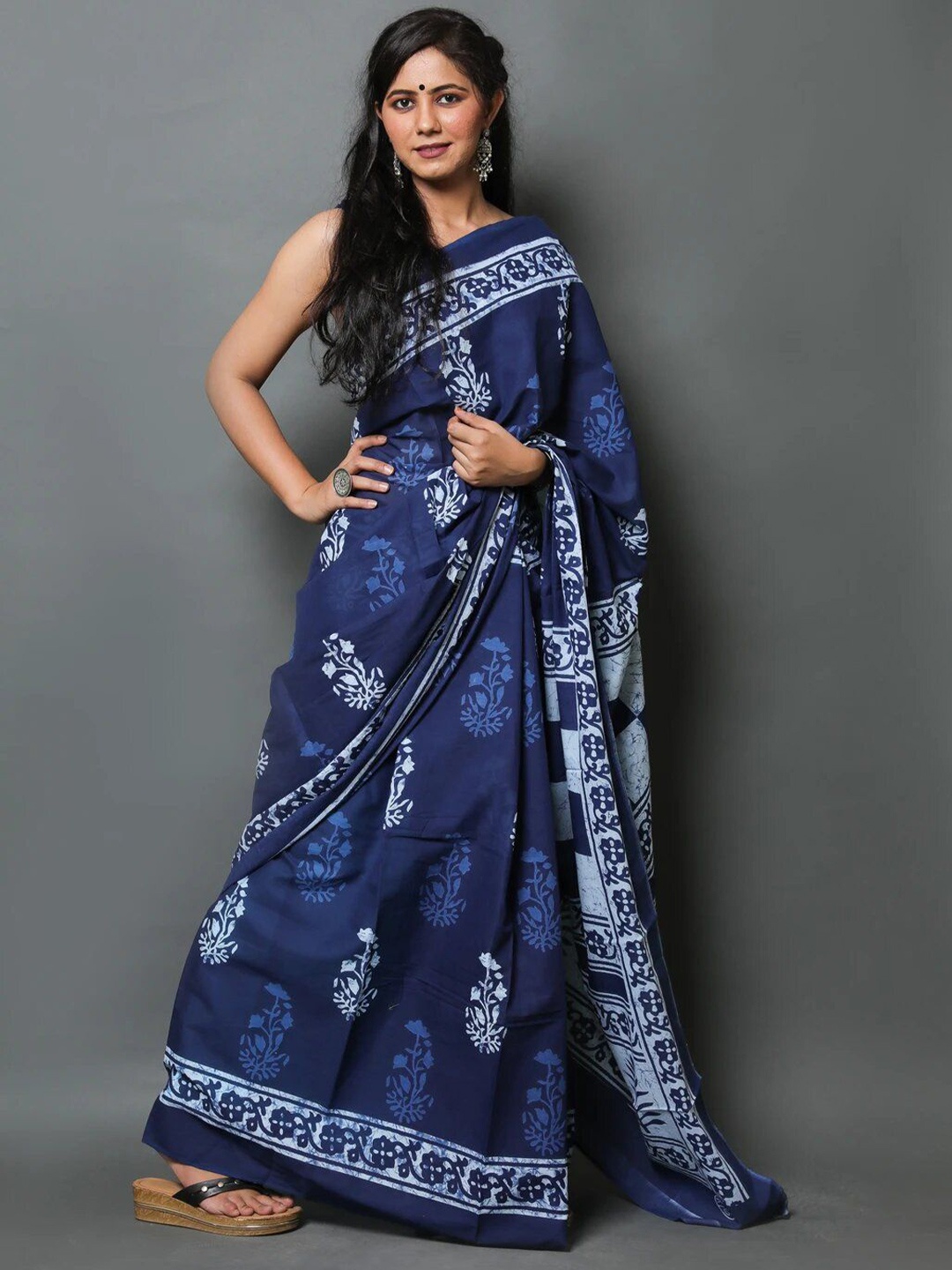 

Pinkcity Trade World Ethnic Motifs Printed Pure Cotton Block Print Saree, Blue