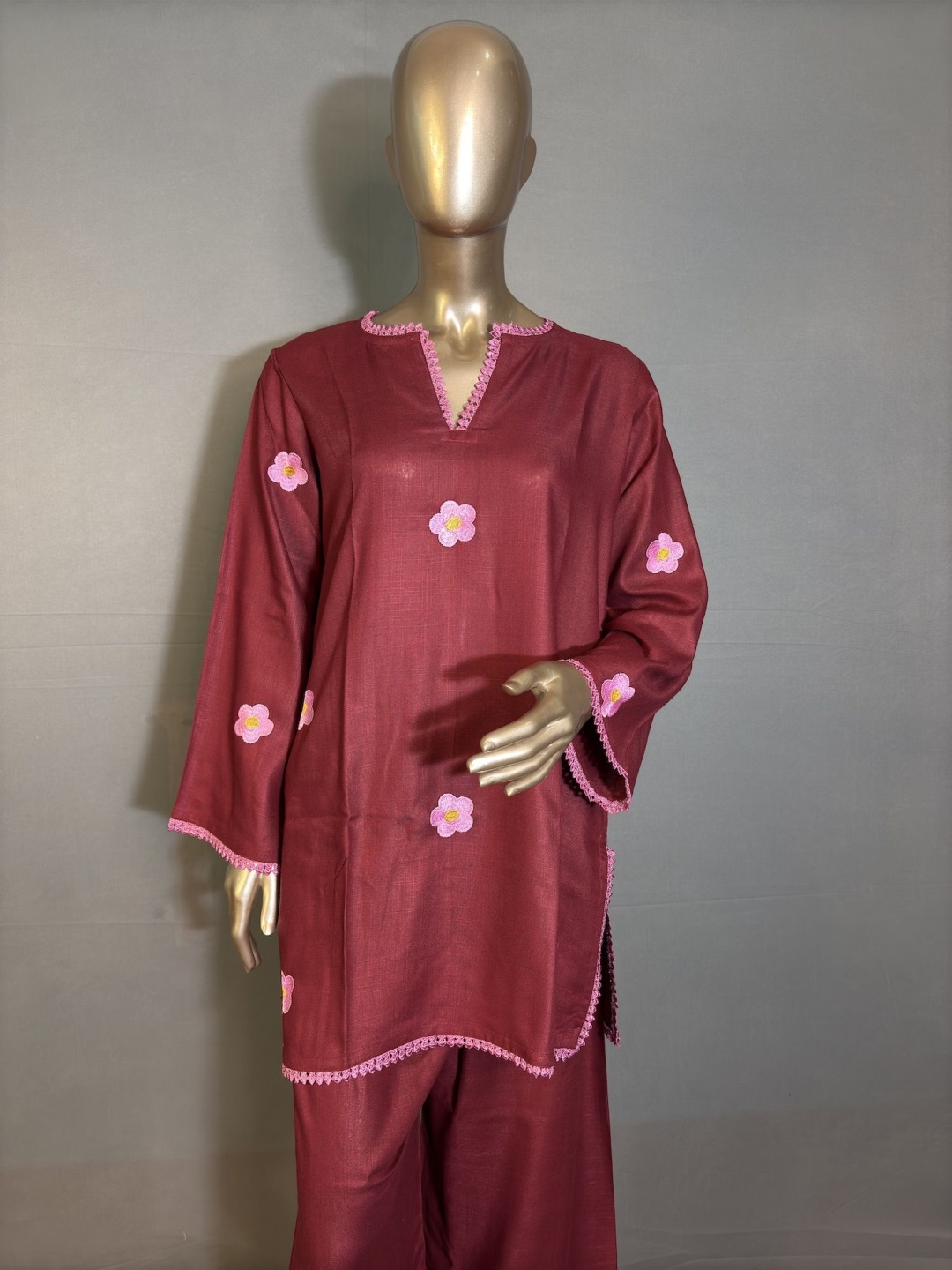 

Kihums Floral Embroidered Thread Work Straight Kurta With Palazzos, Maroon