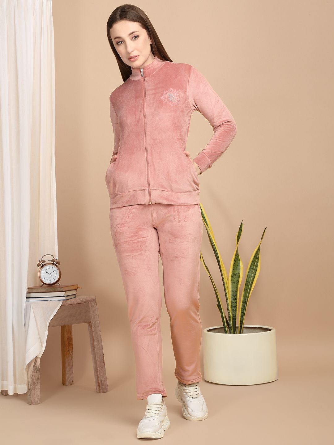 

Sweet Dreams Women Mock Collar Mid-Rise Tracksuit, Peach