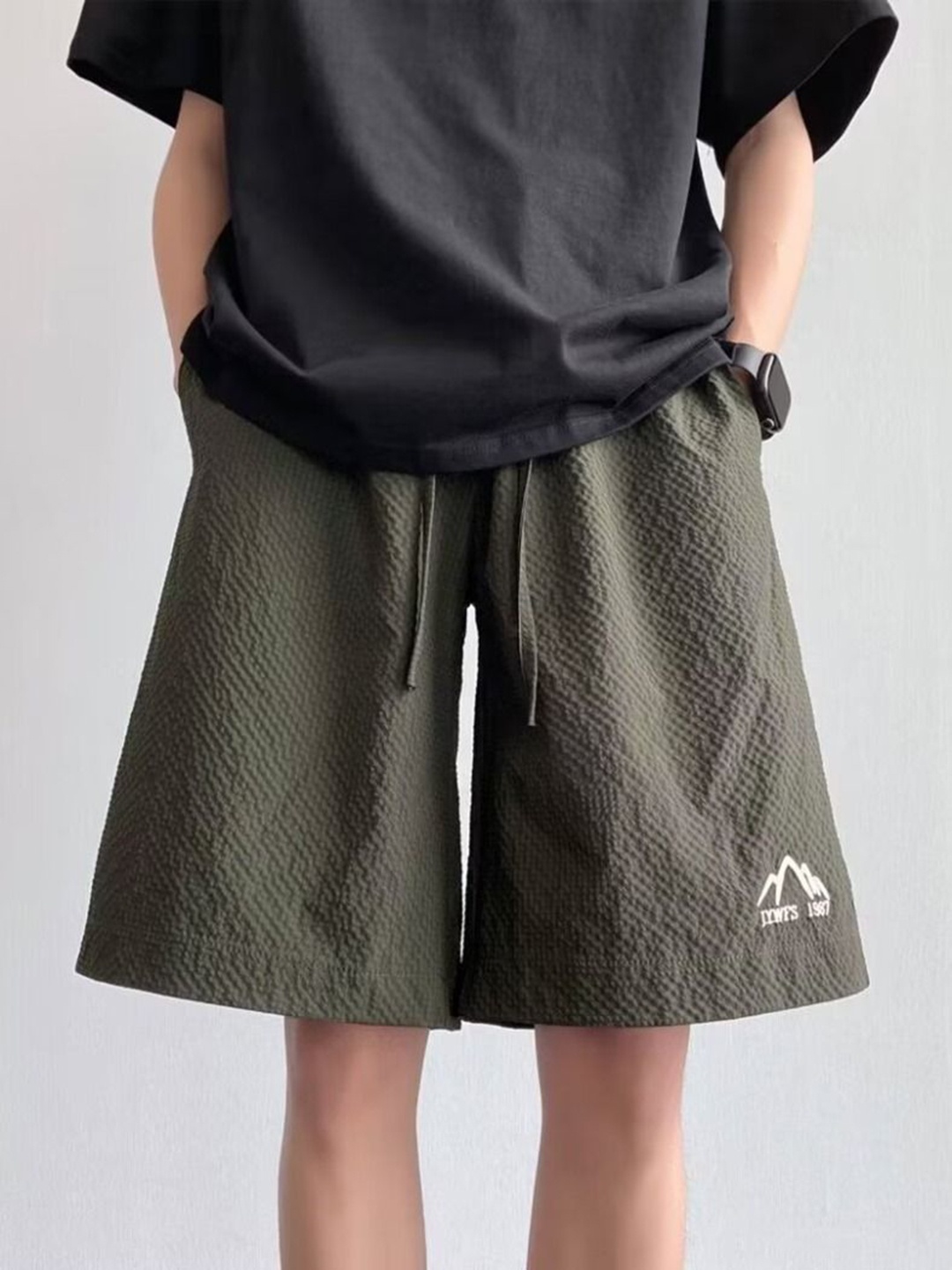 

StyleCast Men Regular Fit Mid-Rise Shorts, Green