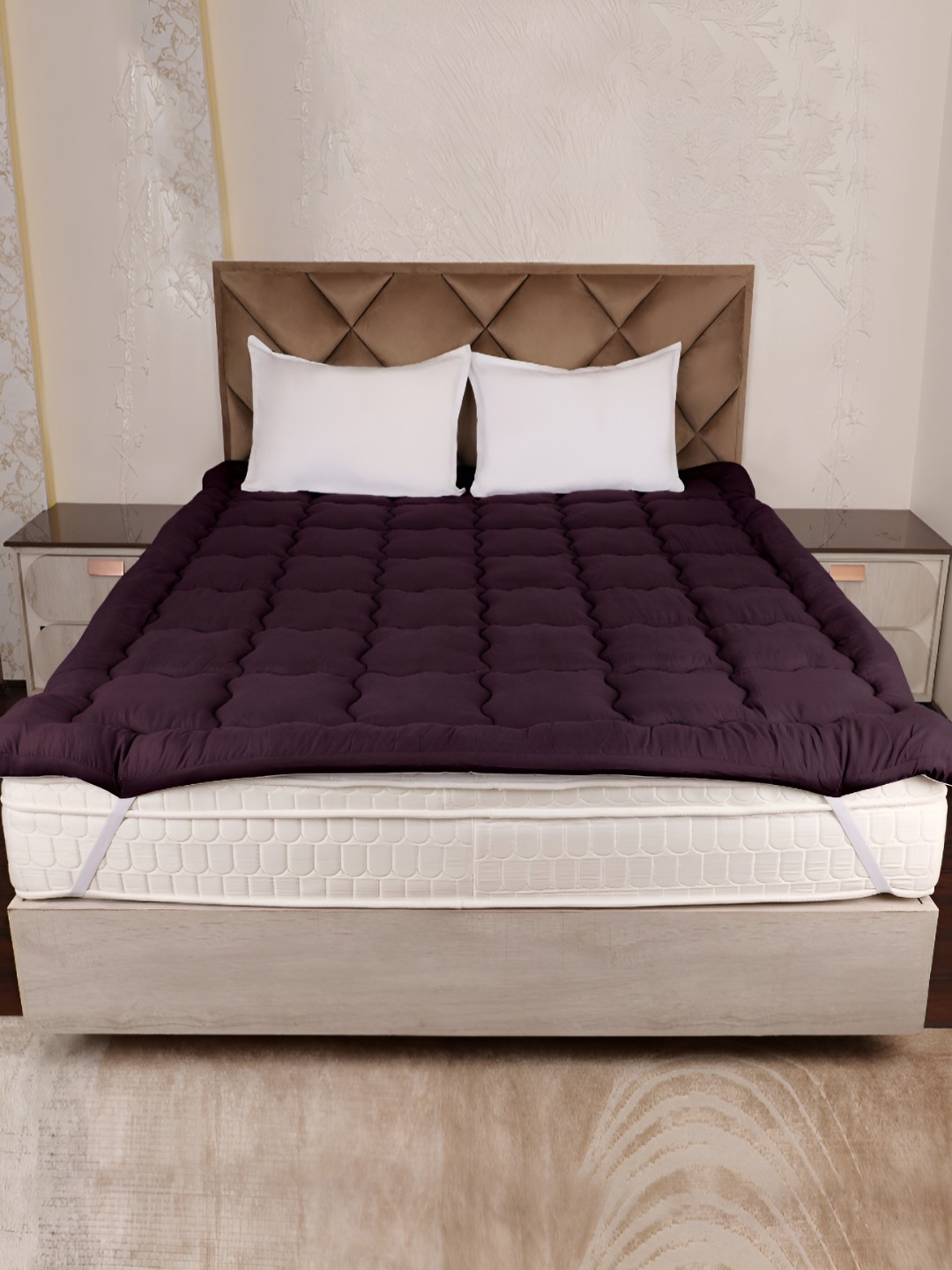 

AJISH Burgundy Quilted Double Breathable Mattress Protector