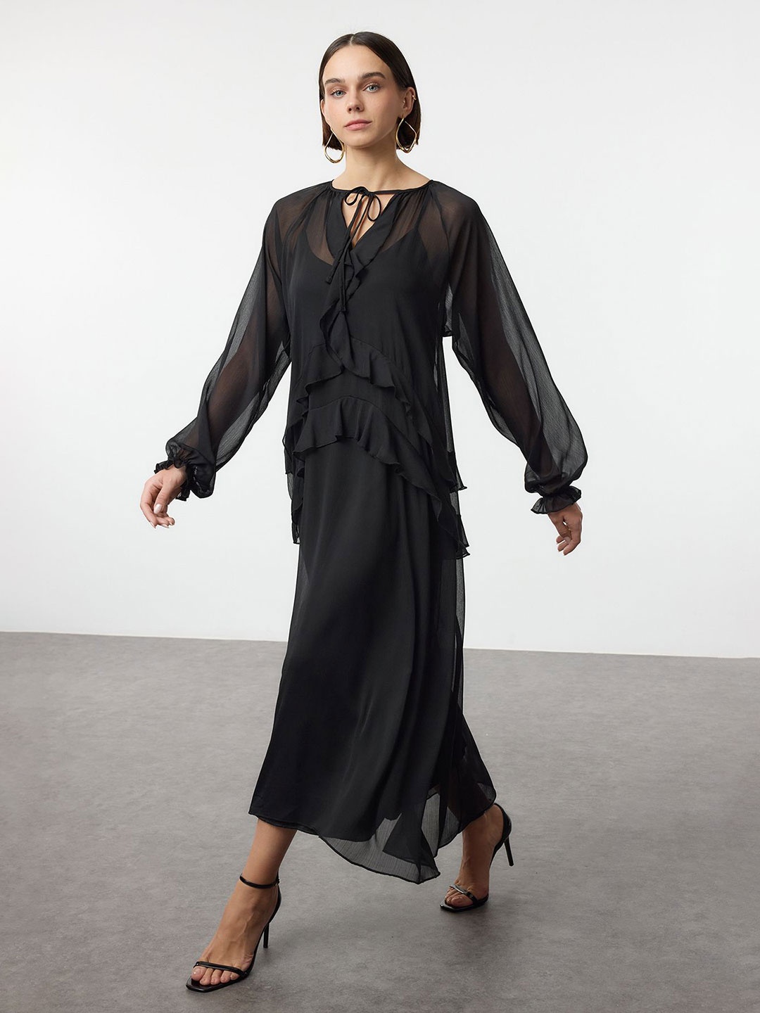 

Trendyol Maxi Dress, Na