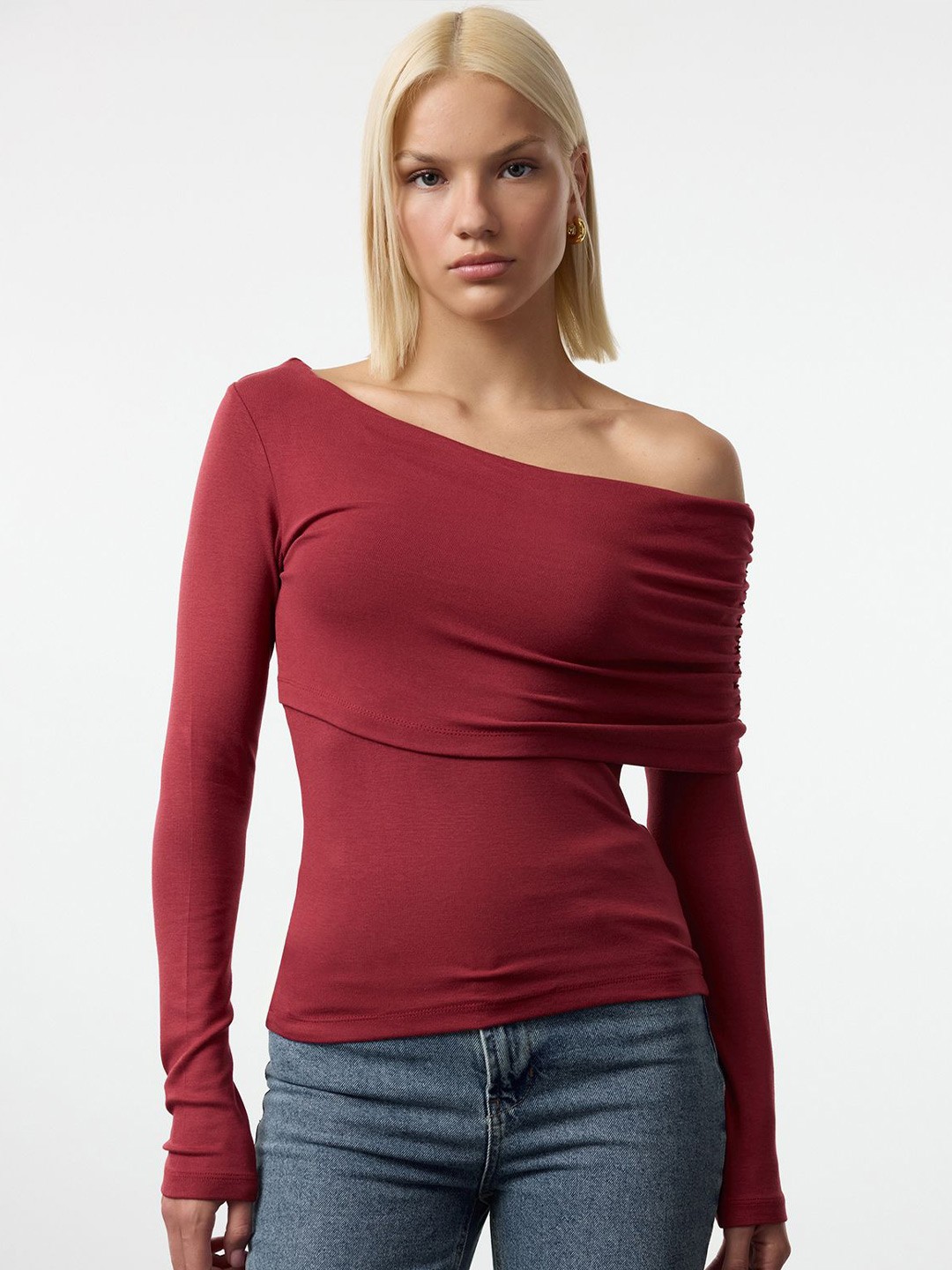 

Trendyol Off-Shoulder Bardot Top, Na