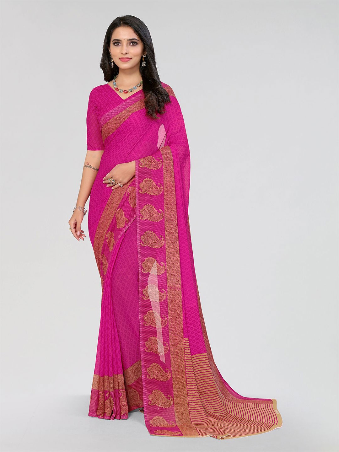 

Moda Rapido Floral Printed Saree, Pink