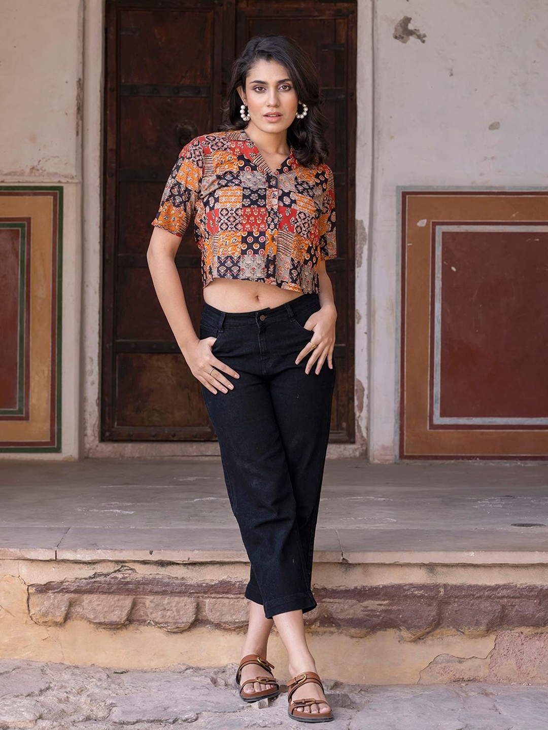 

BAESD Women Printed Lapel Collar Cotton Shirt Style Crop Top, Black