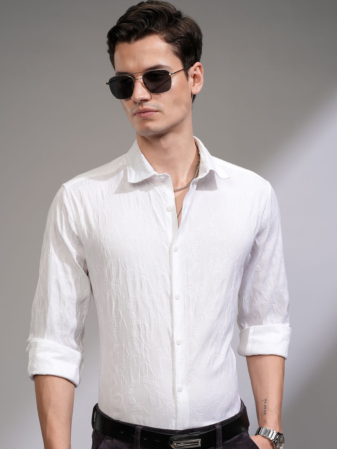 

HIGHLANDER Men Popcorn Textured Solid Occasion Shirt, White