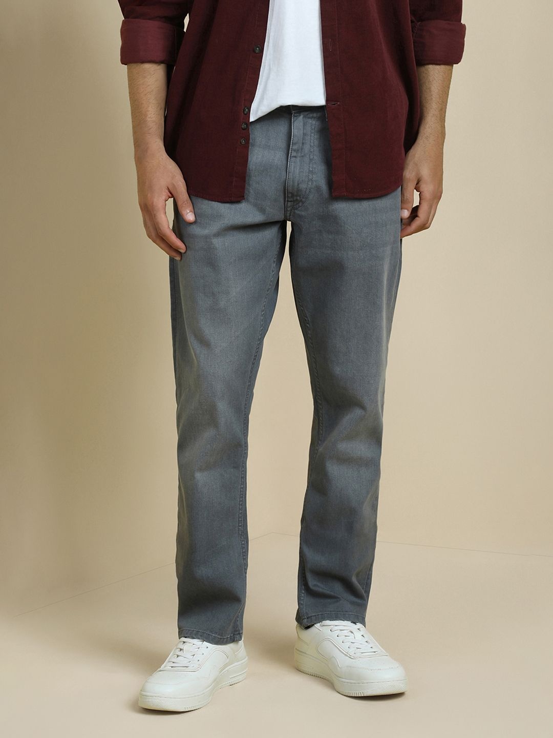 

Allen Solly Men Relaxed Fit Light Fade Jeans, Grey