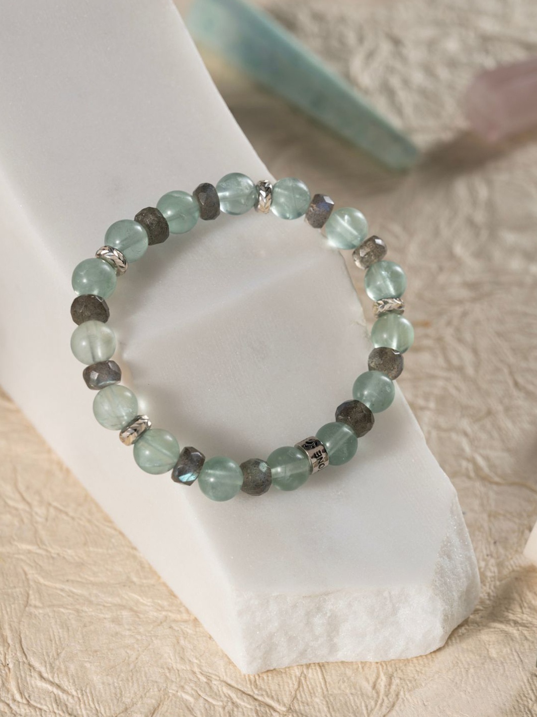 

Stone Story By Shruti Men Sterling Silver Labradorite Rhodium-Plated Bracelet