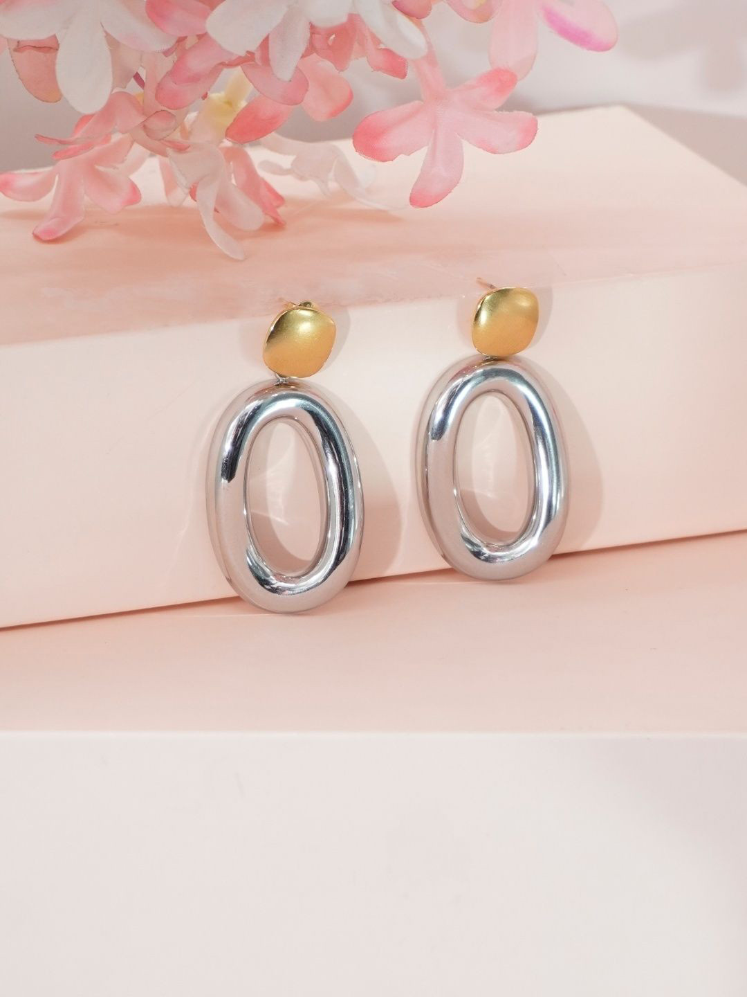 

Niscka Silver-Plated Teardrop Shaped Drop Earrings