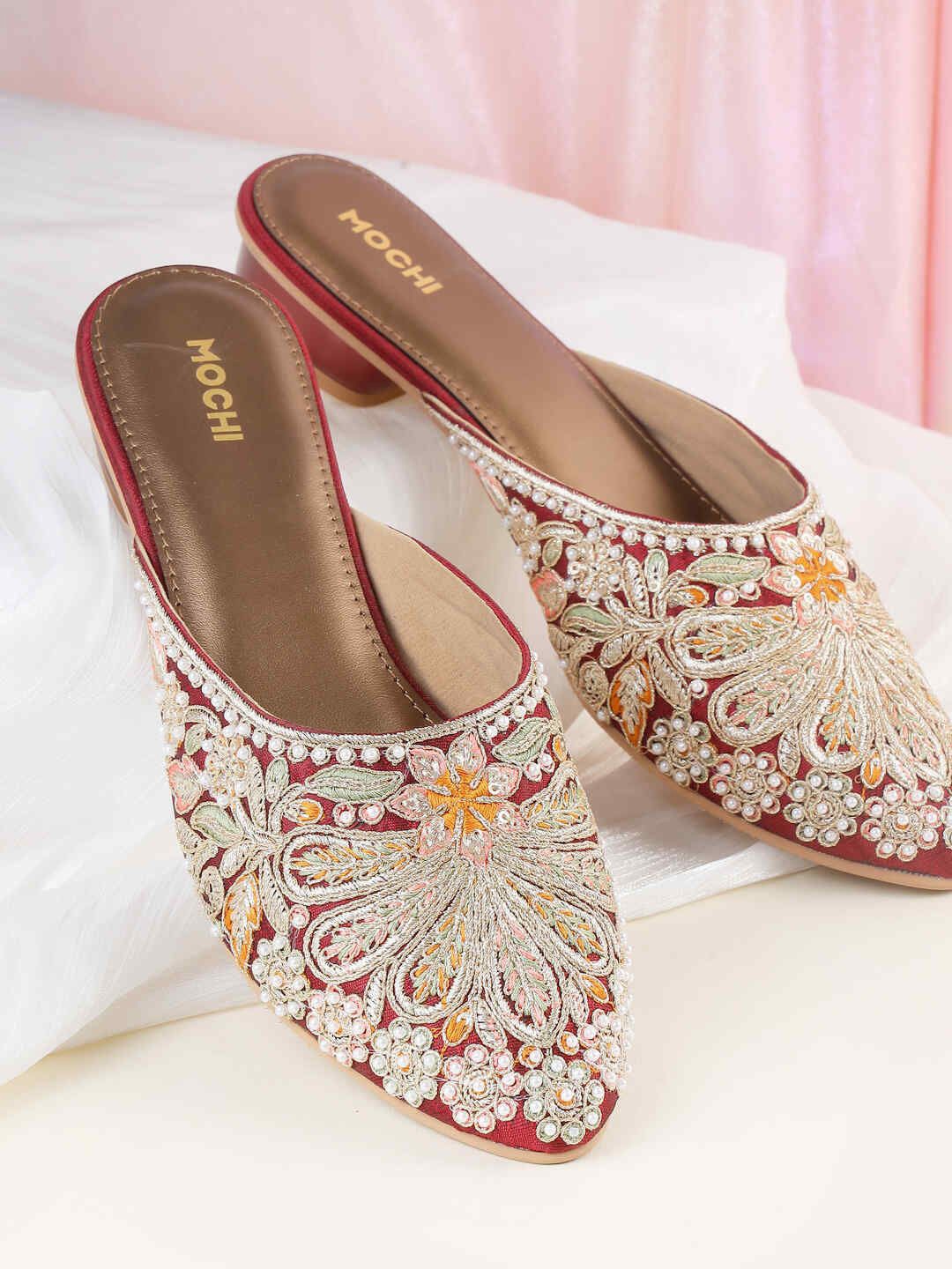 

Mochi Women Ethnic - Embellished Mojaris Flats, Maroon