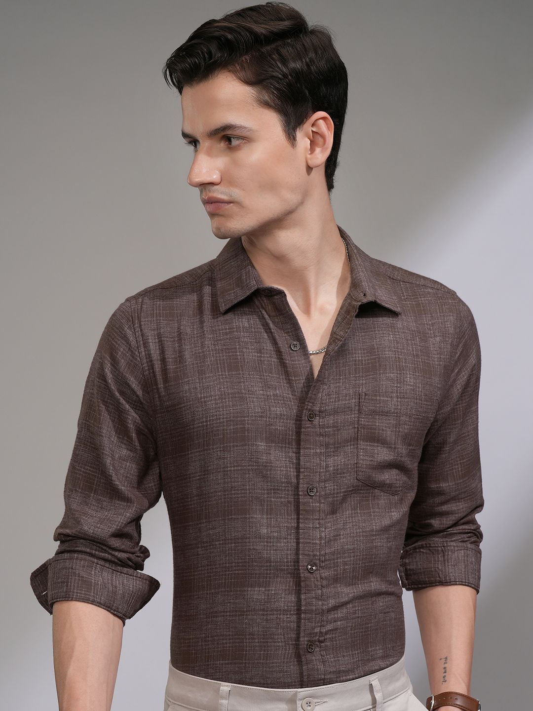 

HIGHLANDER Men Textured Check Casual Shirt, Rust