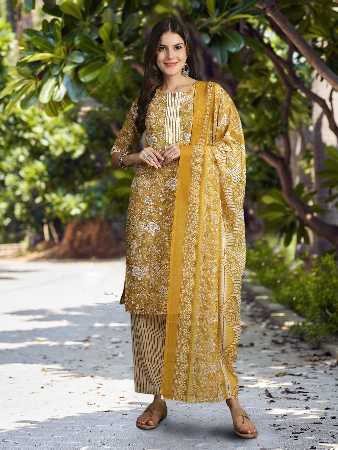 

Moda Rapido Floral Printed Notch Neck Gotta Patti Straight Kurta With Trouser And Dupatta, Yellow