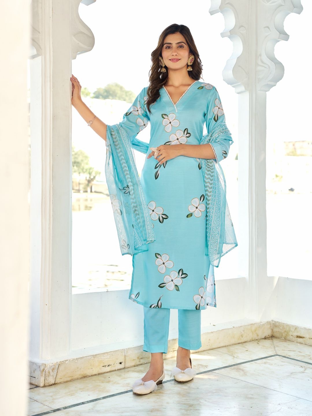 

Moda Rapido Floral Printed V-Neck Straight Kurta With Trouser And Dupatta, Blue