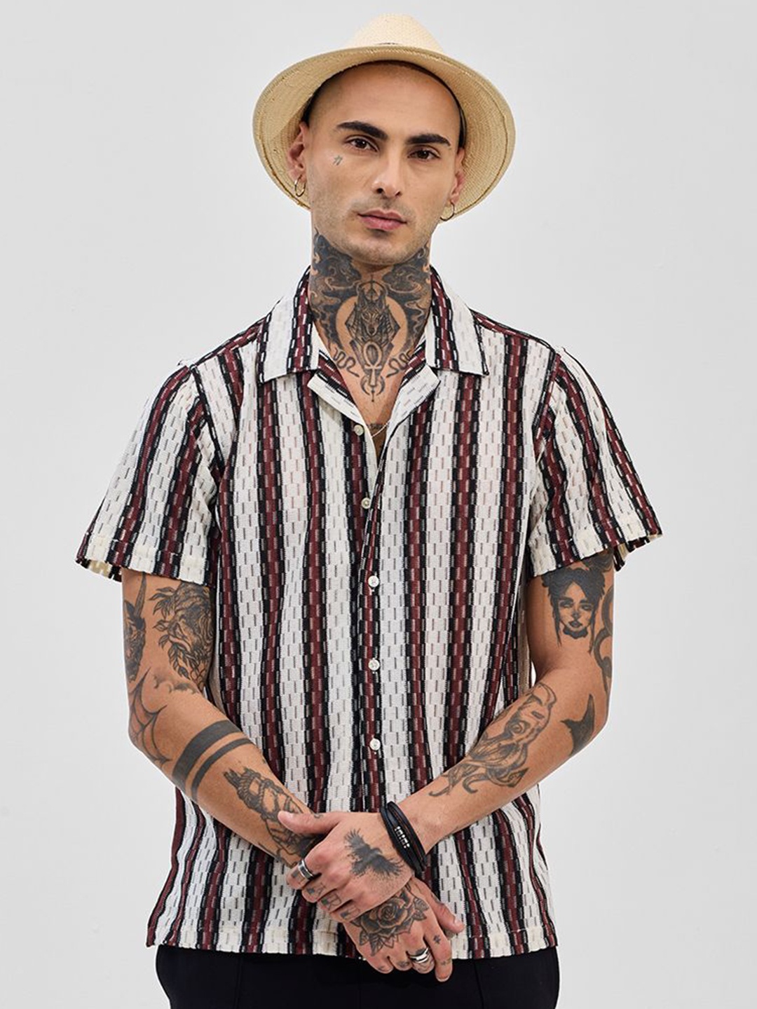 

Snitch Men Boxy Opaque Striped Casual Shirt, White