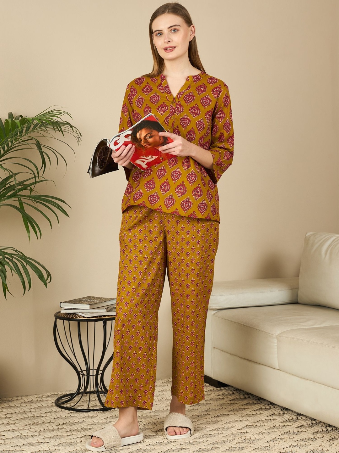 

July Women Printed Pure Cotton Night suit, Brown