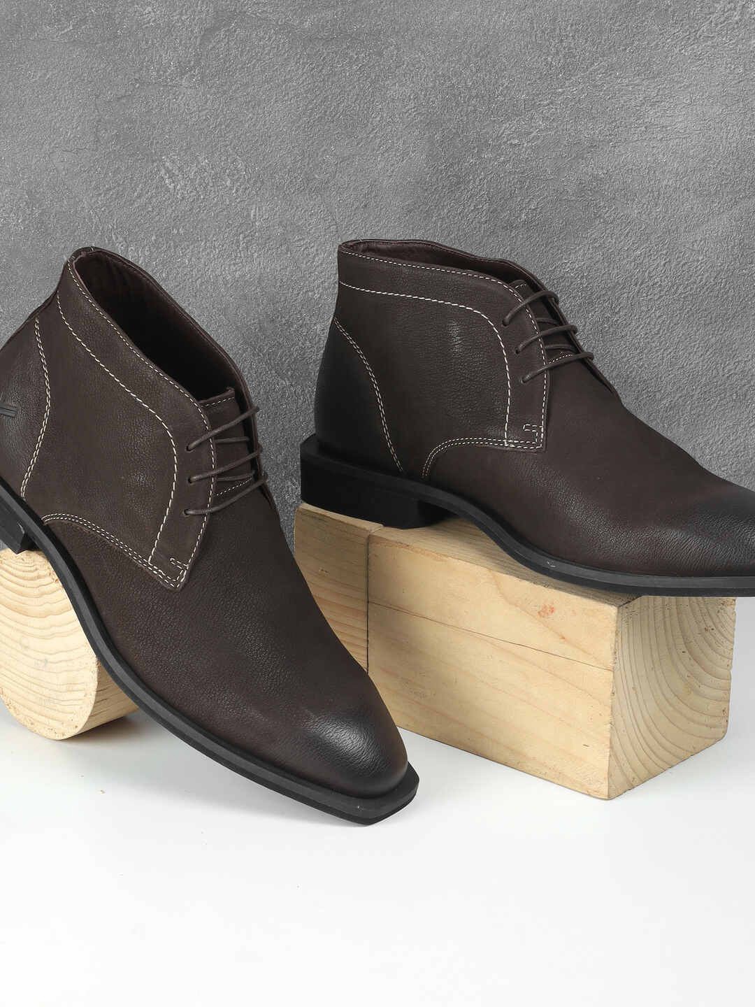 

DAVINCHI Men Textured Lace-Up Derby's, Brown