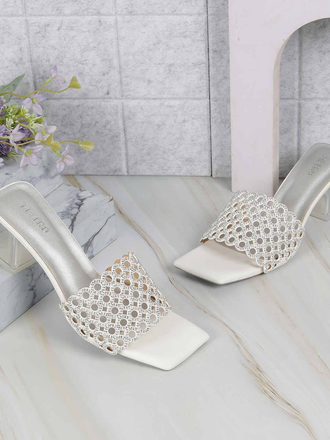 

Metro Women Embellished Block Sandals, Silver