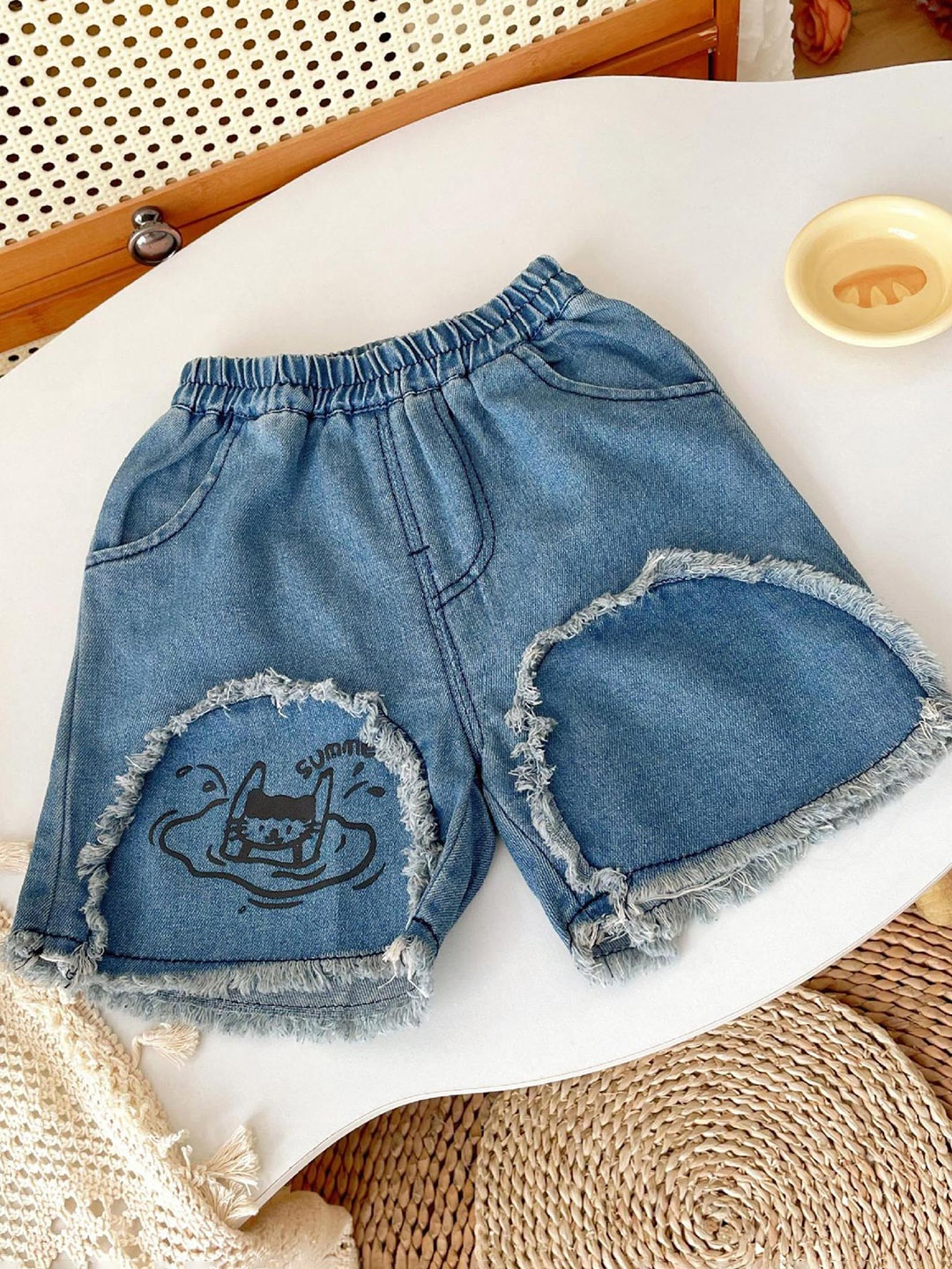 

LULU & SKY Unisex Kids Loose Fit High-Rise Shorts, Blue
