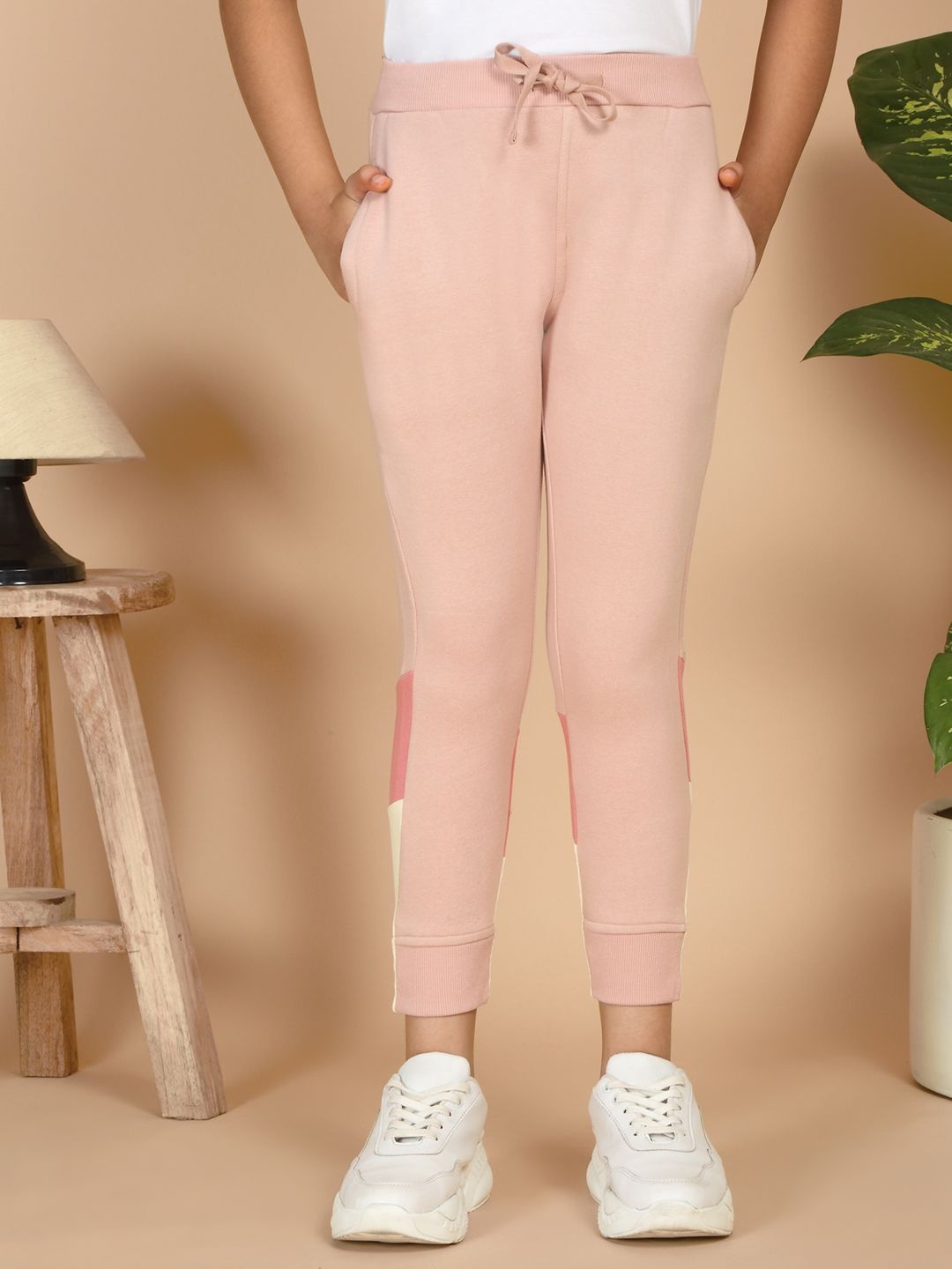 

Sweet Dreams Girls Colourblocked Jogger, Pink